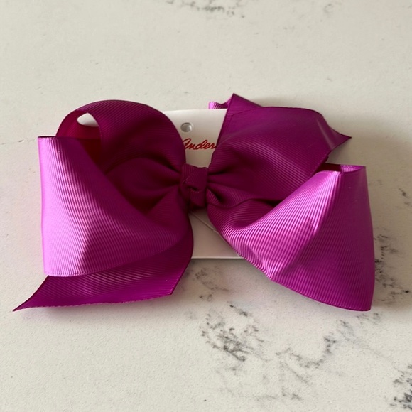 Hanna Andersson girl’s big bow - Picture 5 of 6